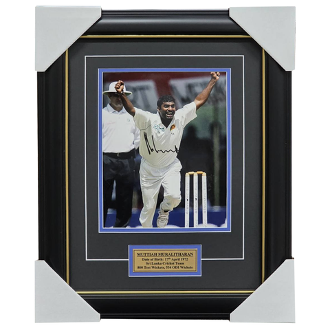 Mutiah Murithlitharan Signed Sri Lankan Signed Photo Framed - 7426