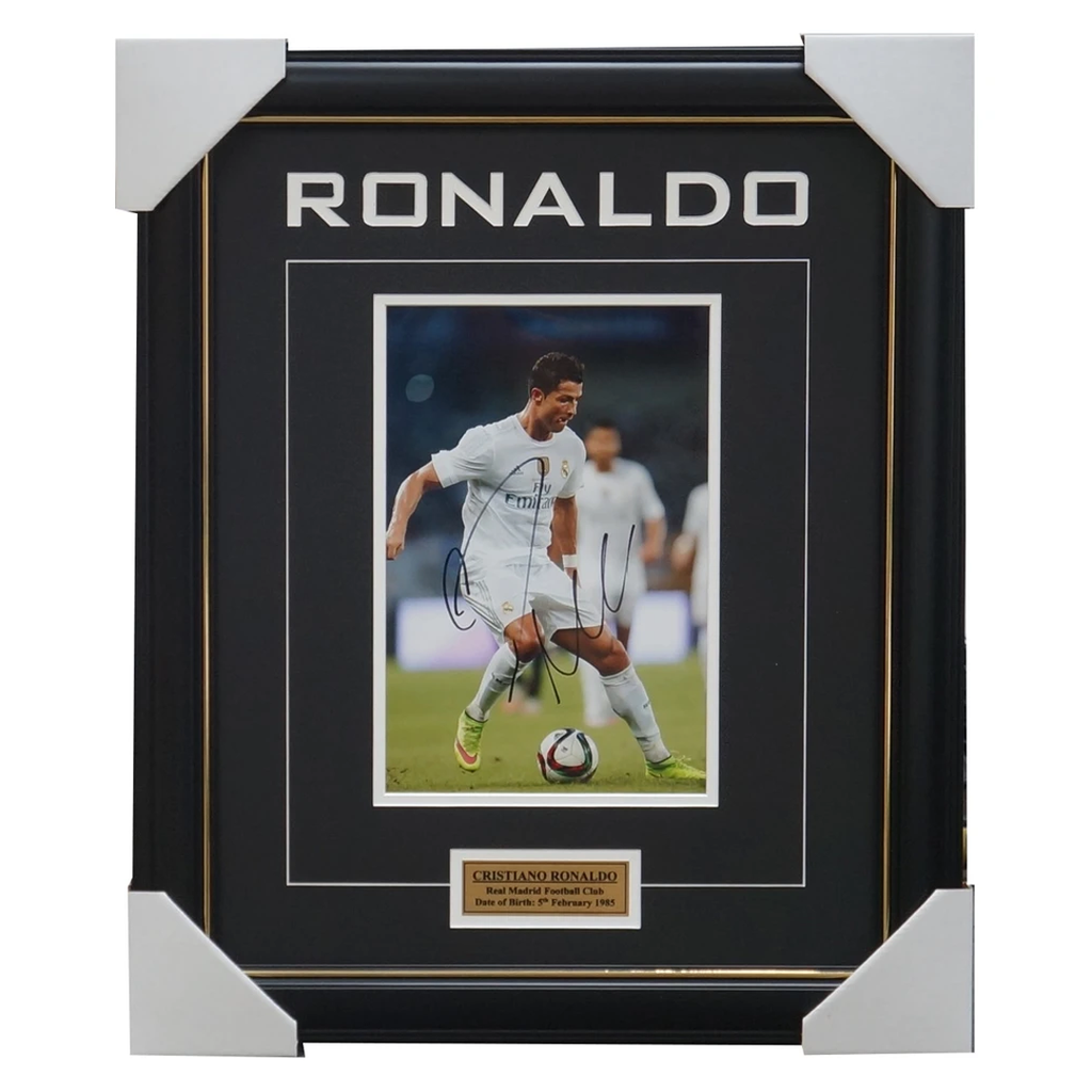 Cristiano Ronaldo Real Madrid Hand Signed Photo Framed with Plaque - 3237