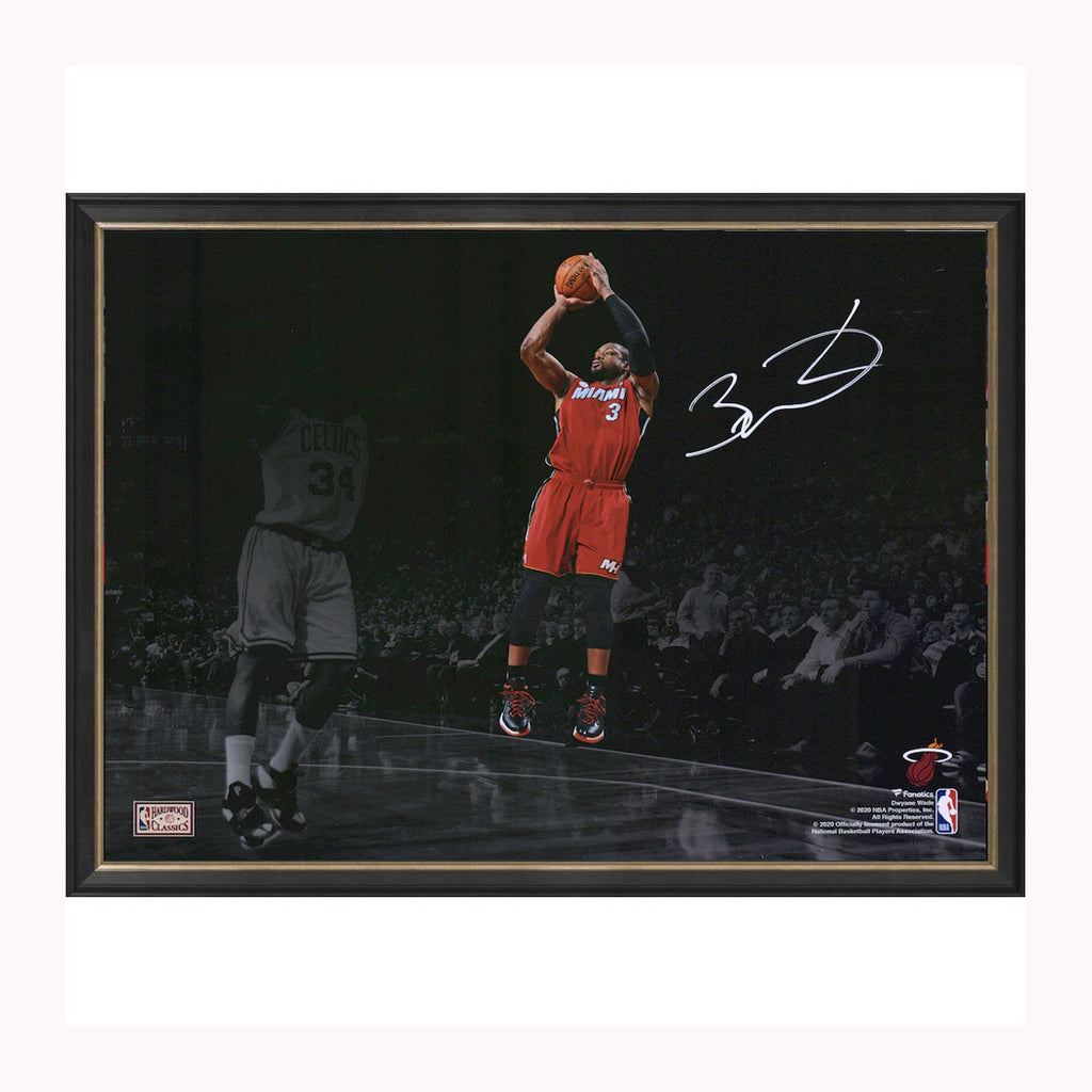 Dwyane Wade Signed Miami Heat Spotlight Fanatics Official Signed Photo Framed NBA Champions - 4921