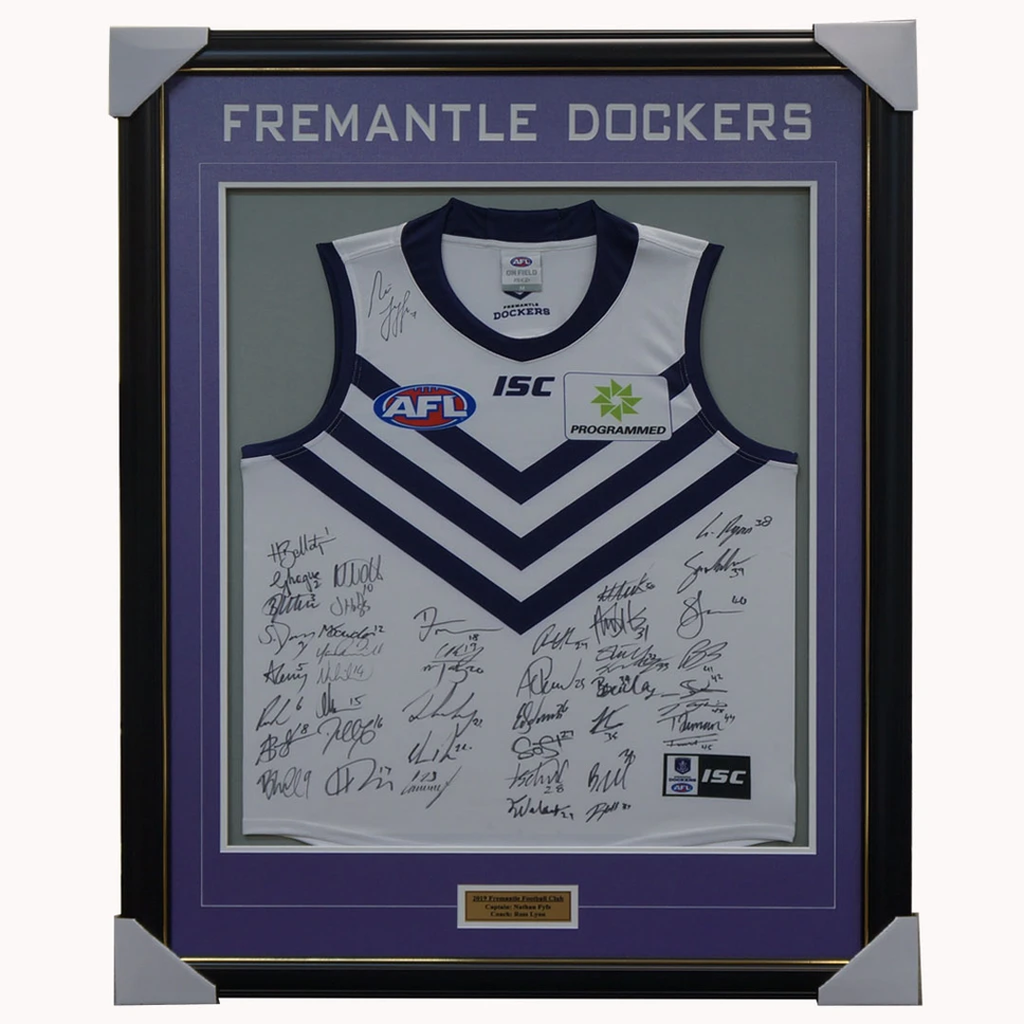 Fremantle Dockers 2019 Signed Official Afl Team Jumper Framed Nat Fyfe + Coa - 3648