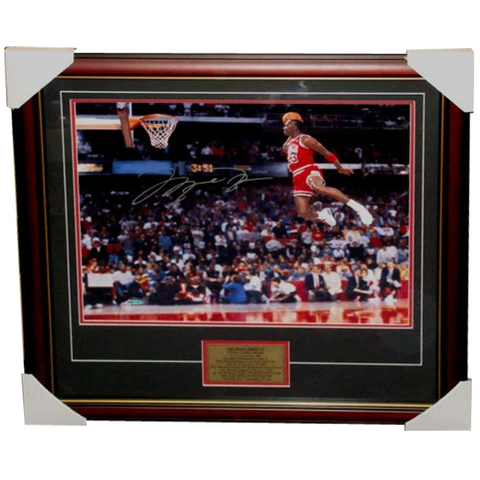 Michael Jordan Autographed 1988 Gatorade Slam Dunk 16 X 20 Framed Photo Uda - 3570